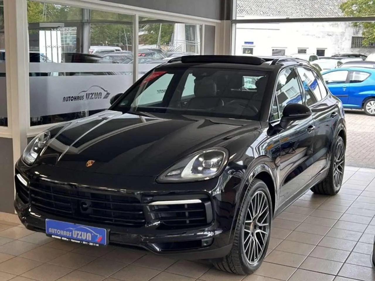 Photo 1 : Porsche Cayenne 2019 Petrol