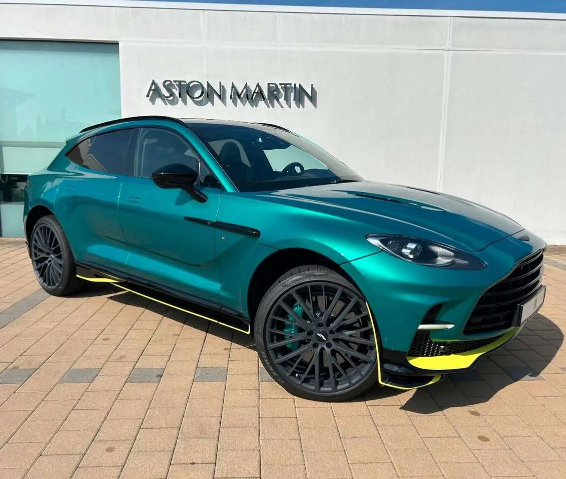 Photo 1 : Aston Martin Dbx 2024 Petrol