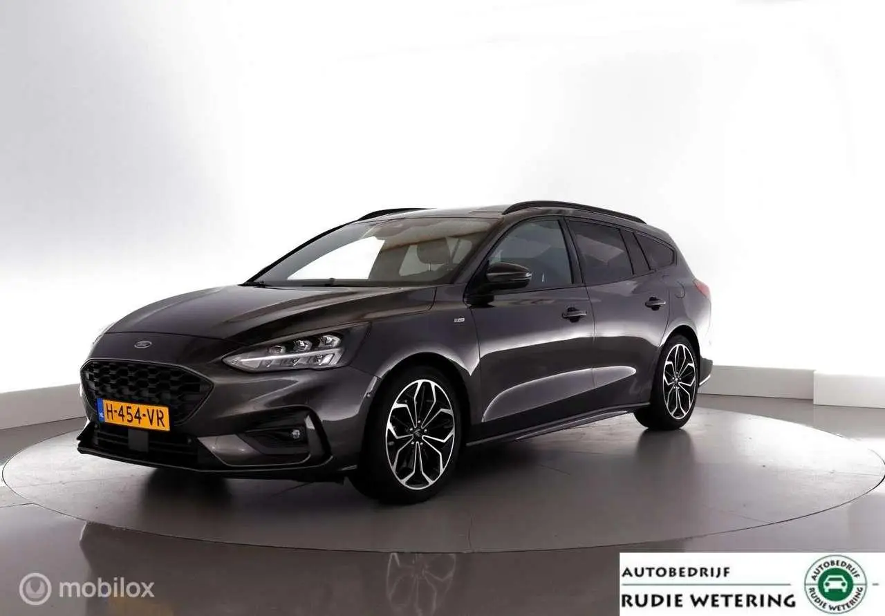 Photo 1 : Ford Focus 2020 Essence