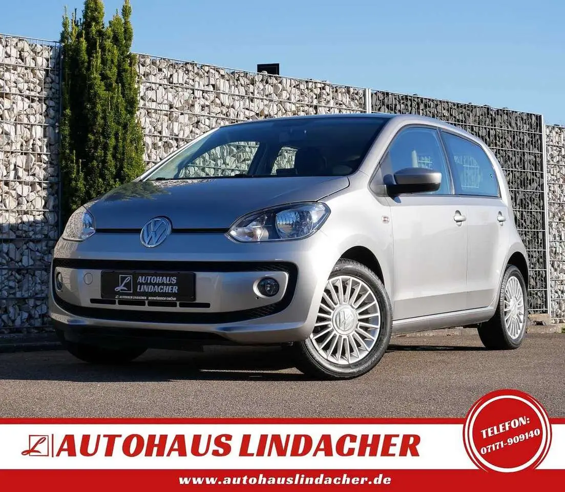 Photo 1 : Volkswagen Up! 2016 Petrol