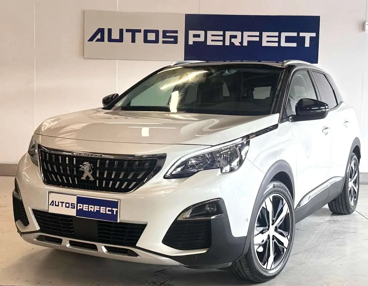 Photo 1 : Peugeot 3008 2018 Petrol