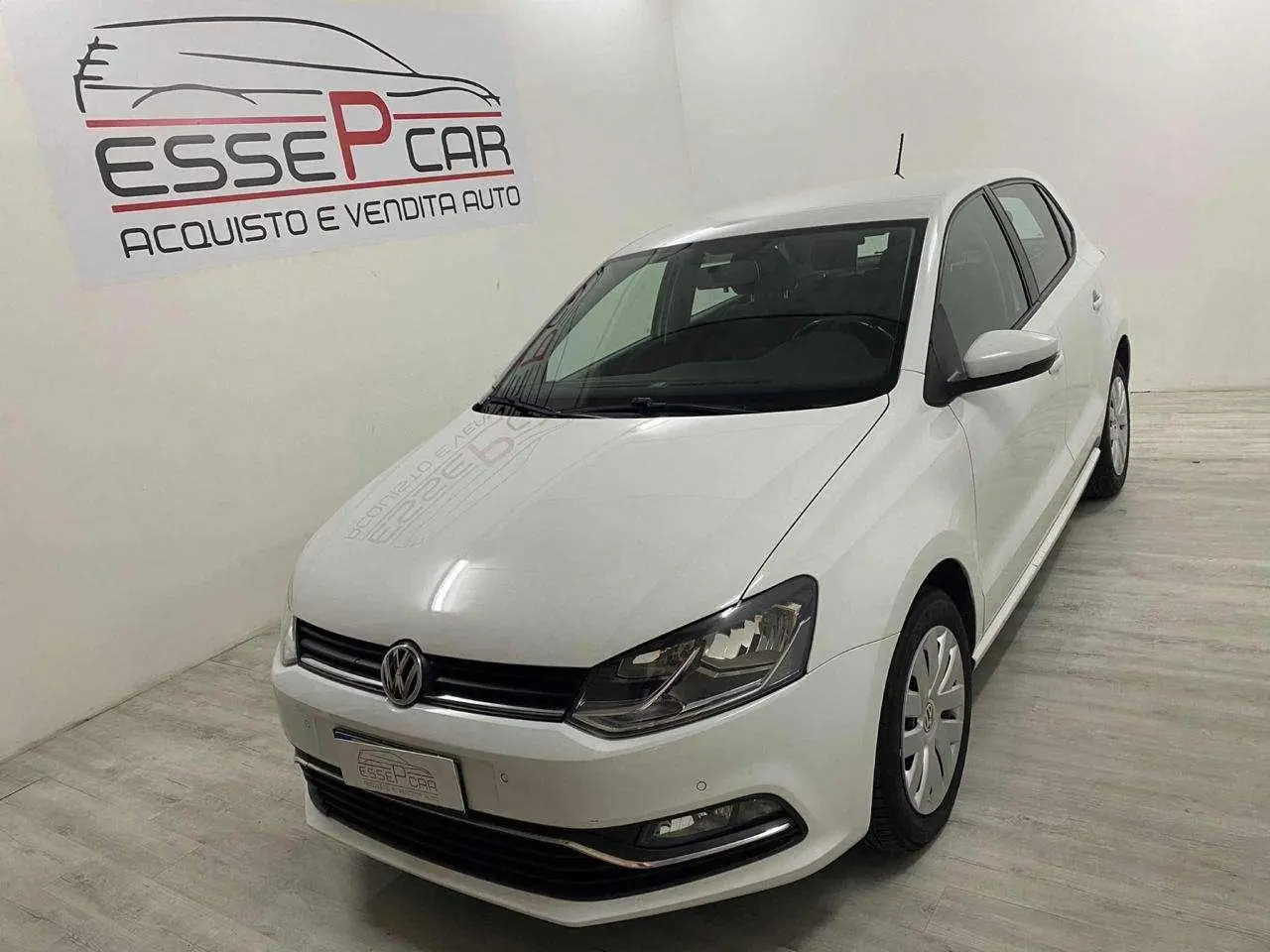 Photo 1 : Volkswagen Polo 2016 Petrol