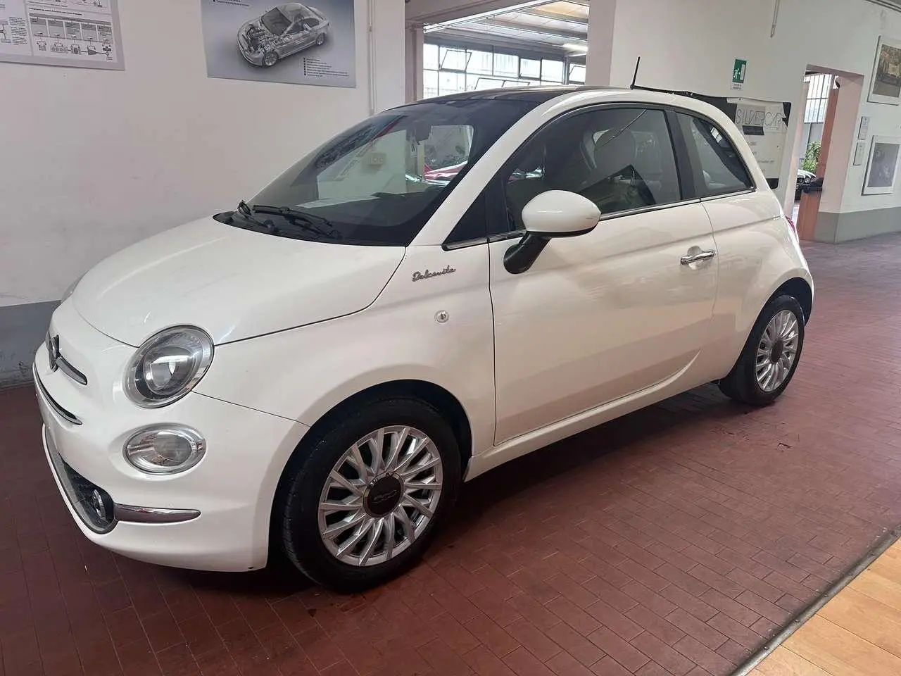 Photo 1 : Fiat 500 2021 Hybride