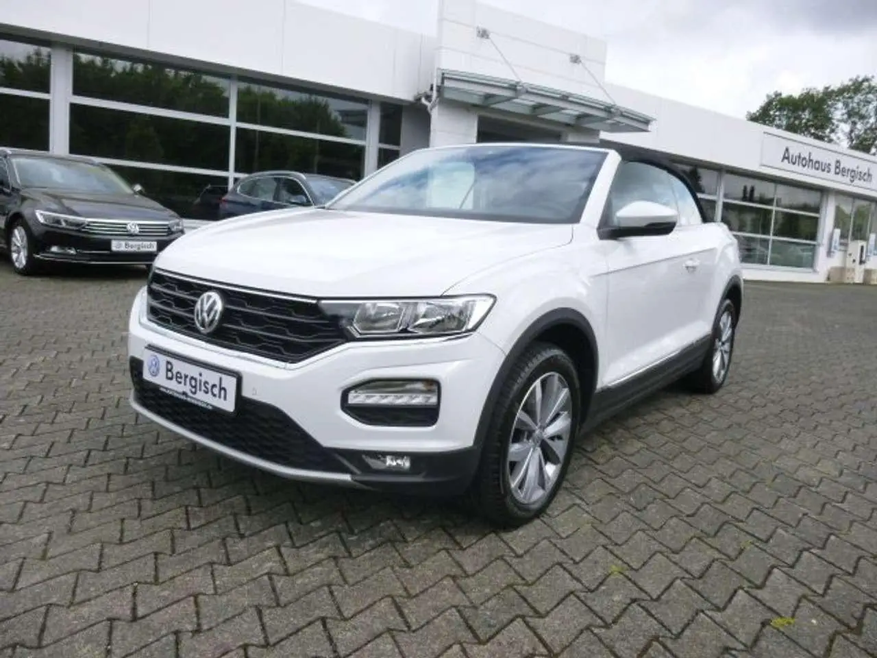 Photo 1 : Volkswagen T-roc 2020 Petrol