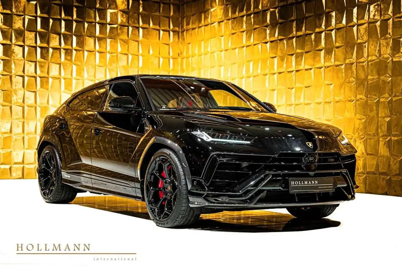 Photo 1 : Lamborghini Urus 2024 Petrol