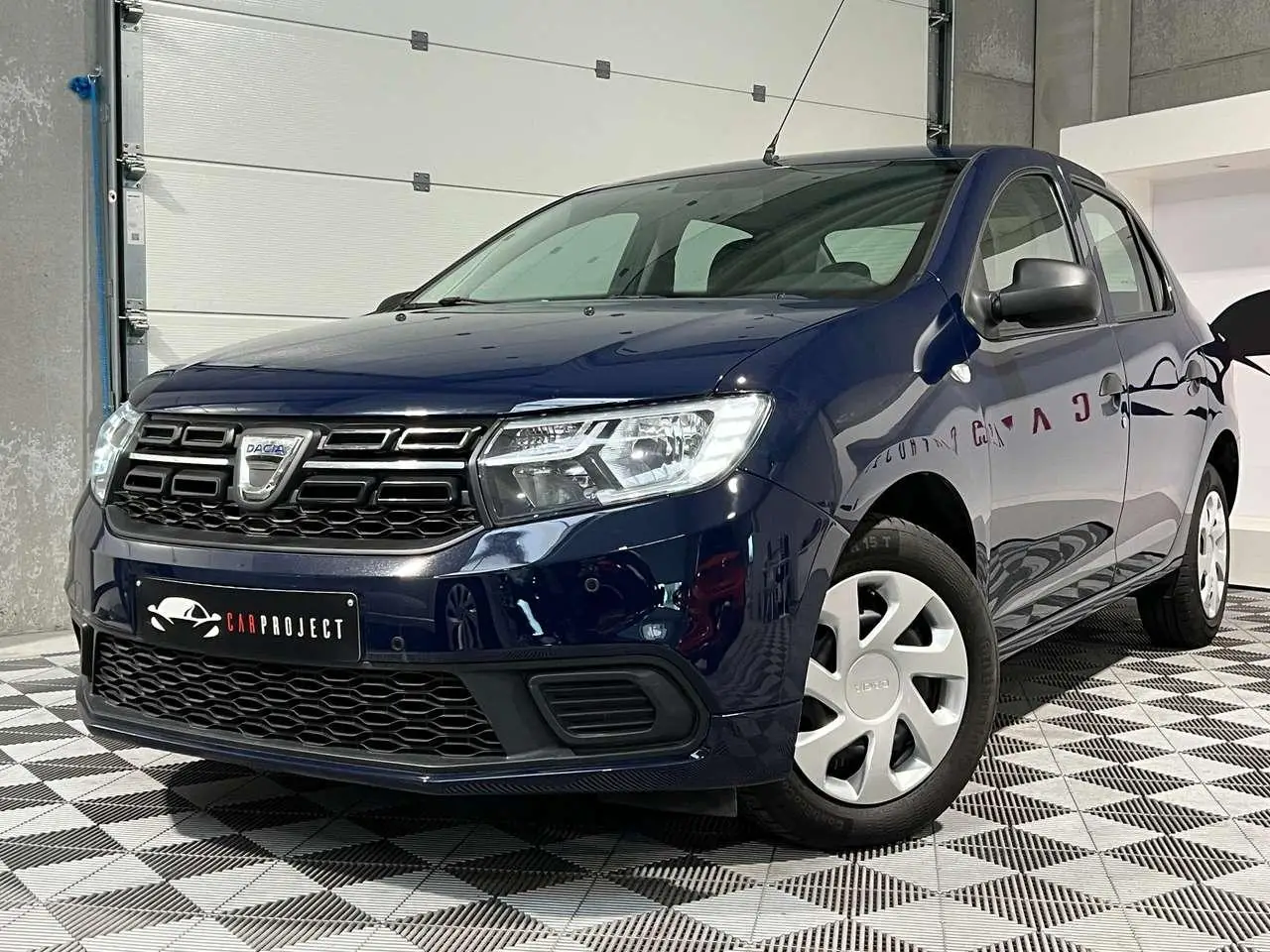 Photo 1 : Dacia Logan 2018 Essence