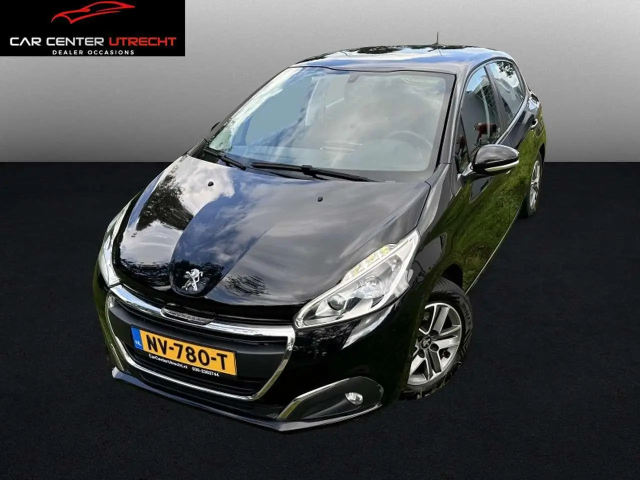 Photo 1 : Peugeot 208 2017 Petrol