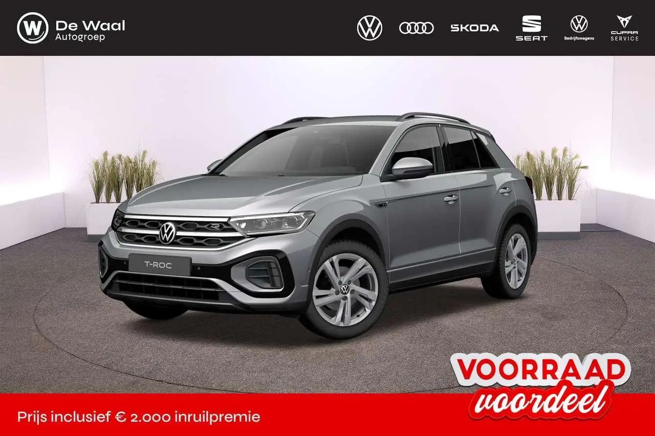 Photo 1 : Volkswagen T-roc 2024 Petrol