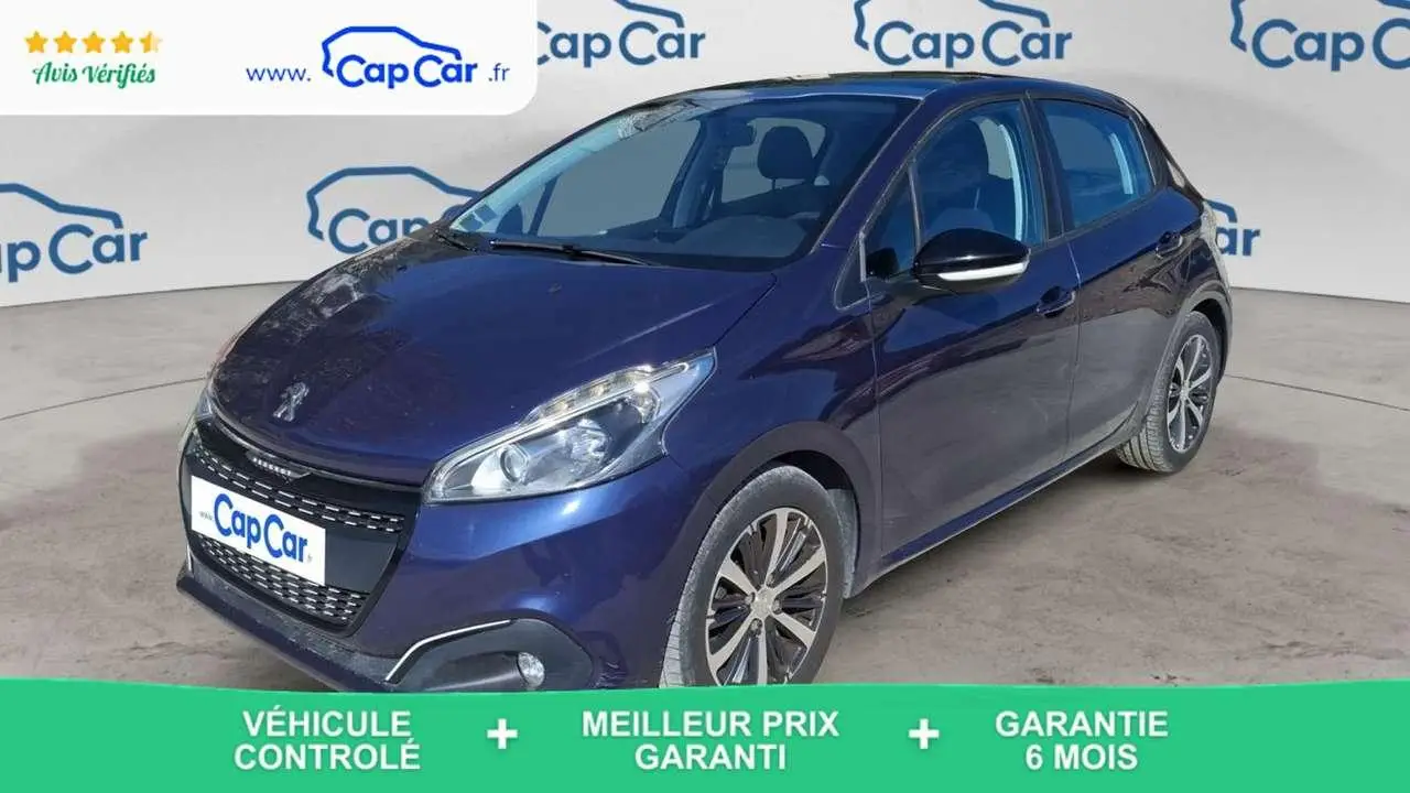 Photo 1 : Peugeot 208 2017 Petrol