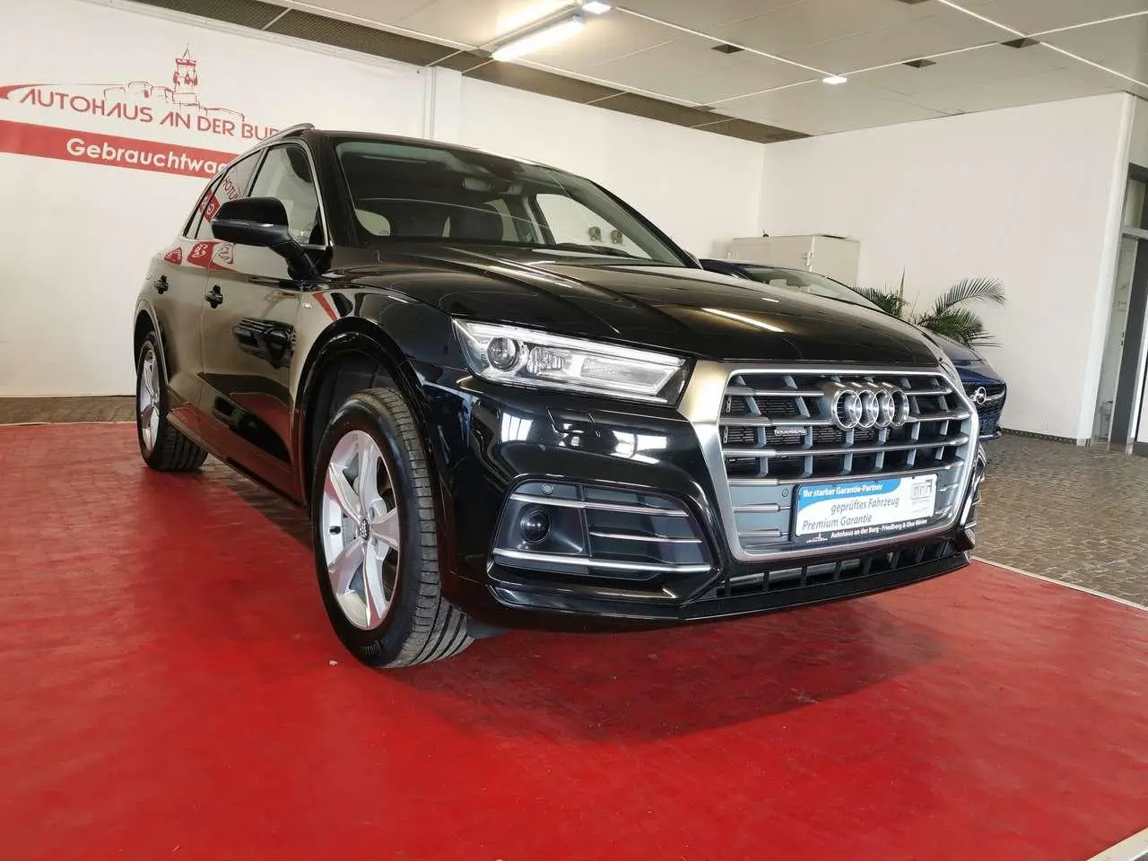 Photo 1 : Audi Q5 2020 Hybrid