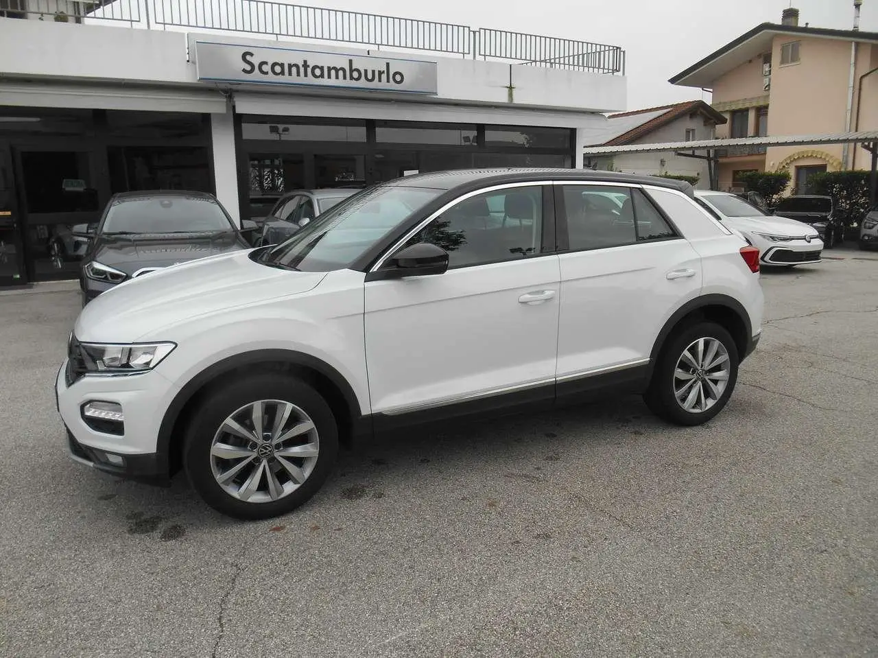 Photo 1 : Volkswagen T-roc 2021 Petrol