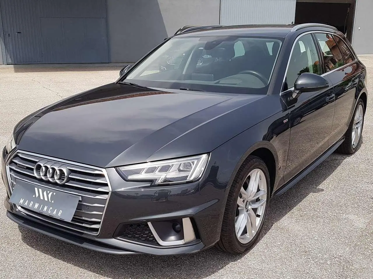 Photo 1 : Audi A4 2018 Diesel