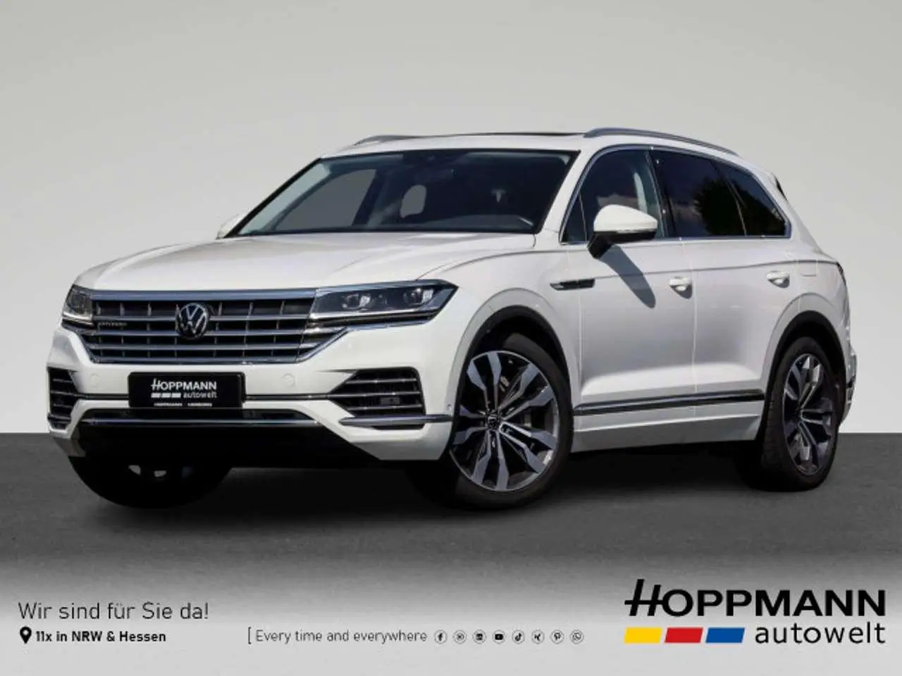 Photo 1 : Volkswagen Touareg 2022 Hybrid