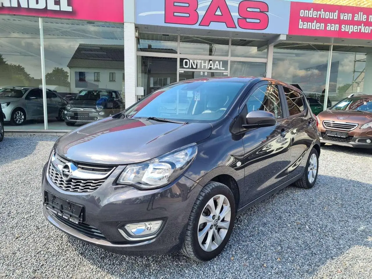 Photo 1 : Opel Karl 2016 Petrol