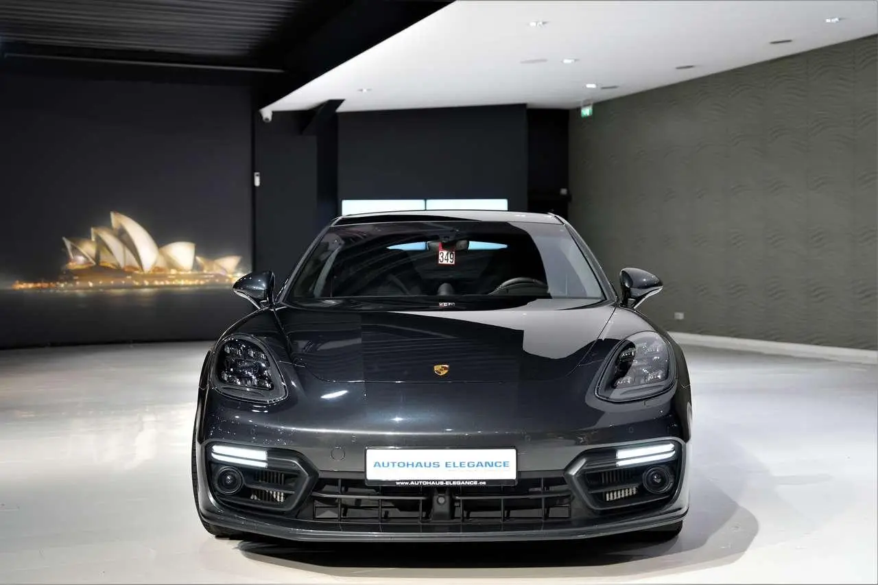 Photo 1 : Porsche Panamera 2019 Petrol