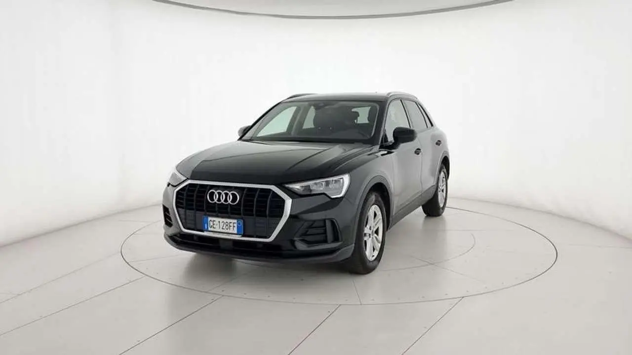 Photo 1 : Audi Q3 2021 Diesel