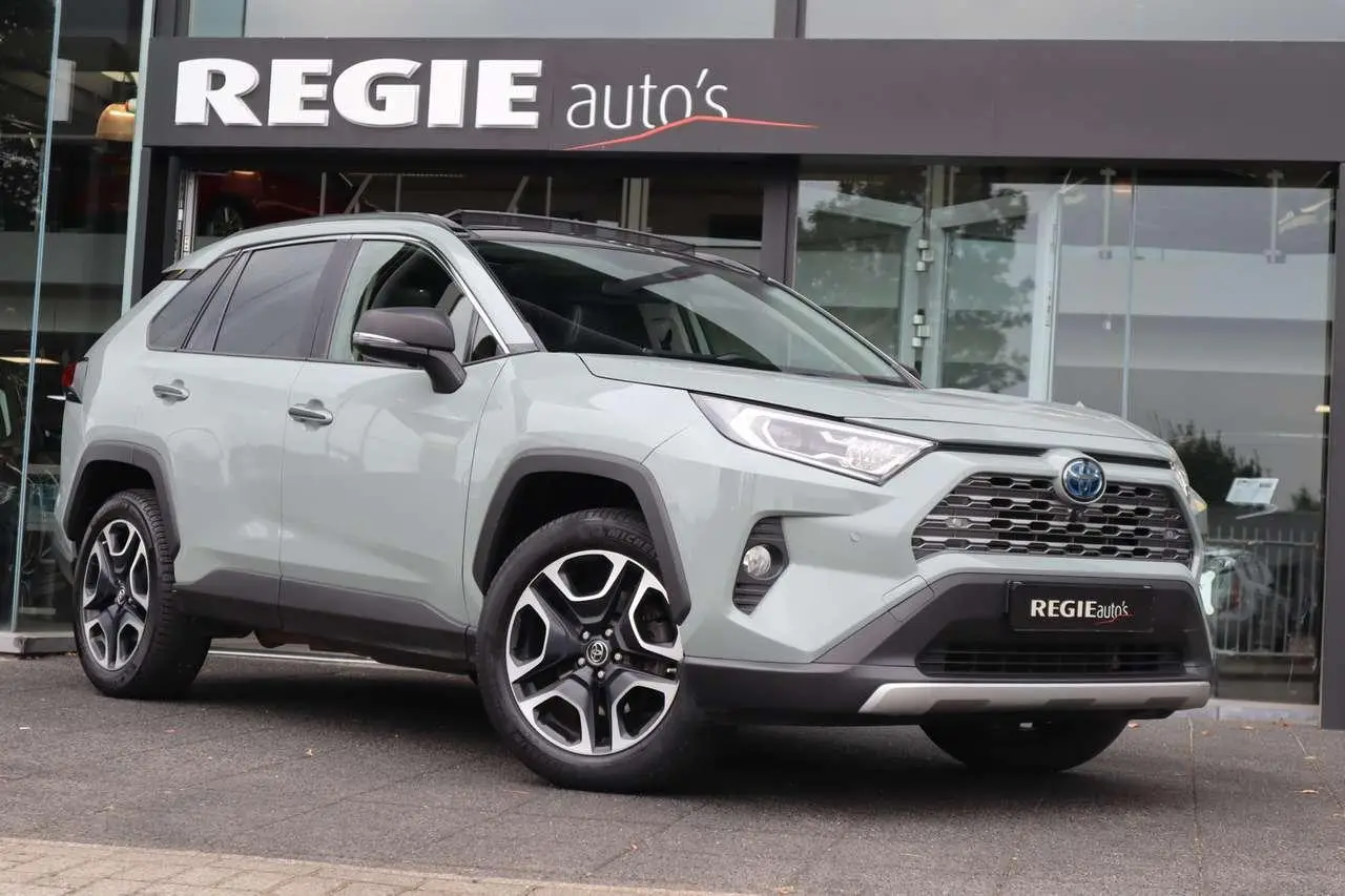 Photo 1 : Toyota Rav4 2019 Hybrid