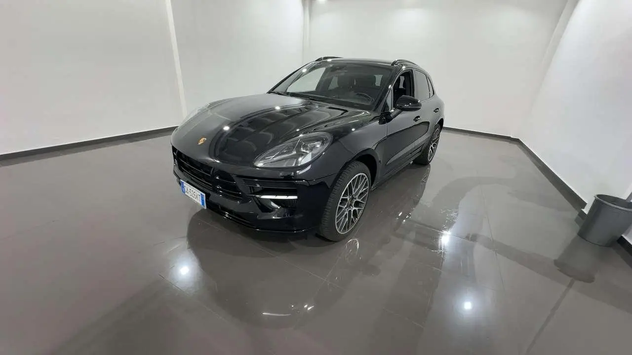 Photo 1 : Porsche Macan 2020 Petrol