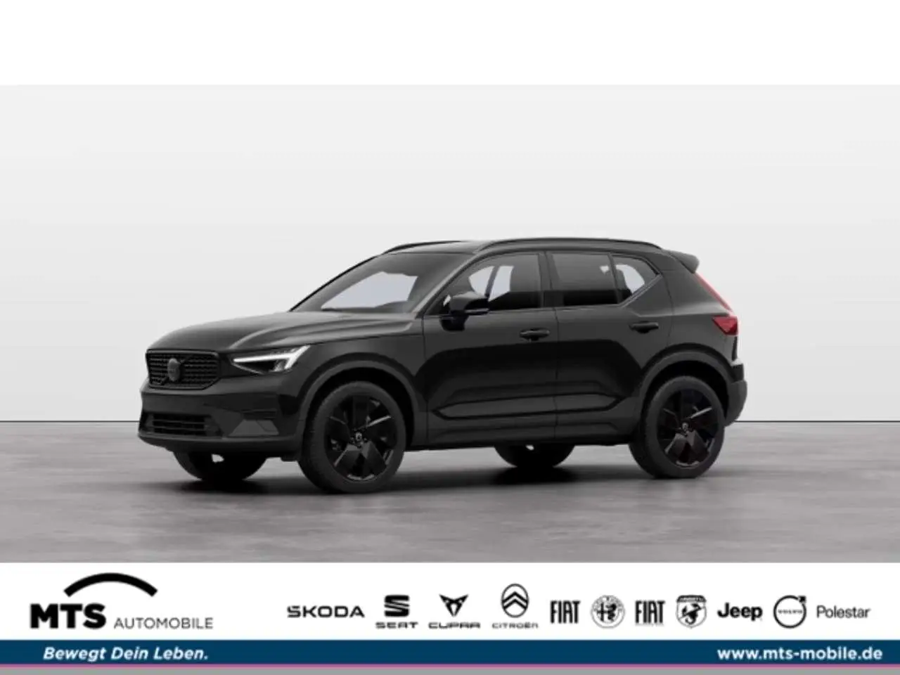 Photo 1 : Volvo Xc40 2024 Petrol