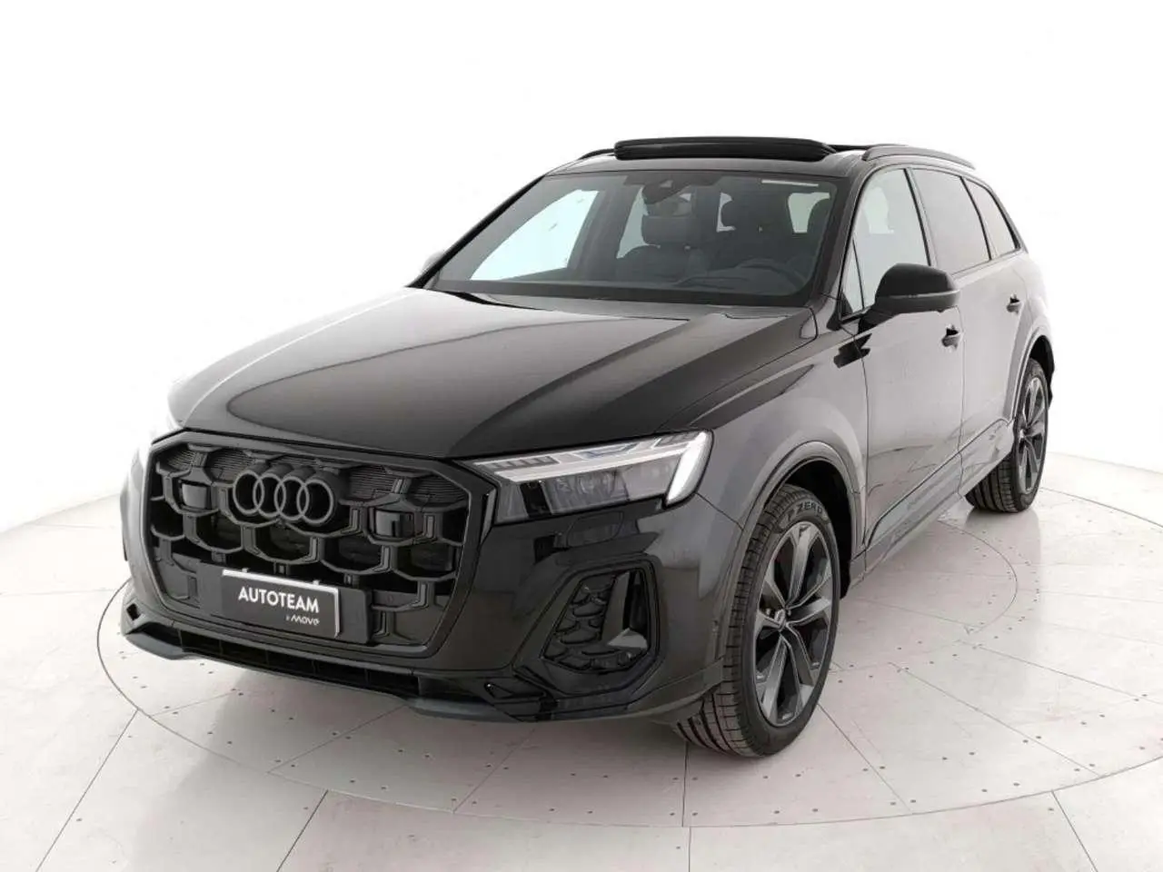 Photo 1 : Audi Q7 2024 Hybride