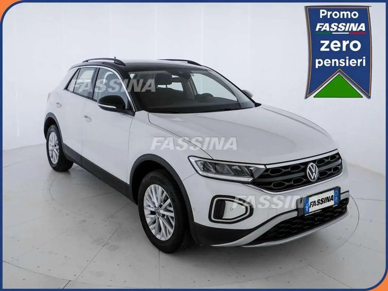 Photo 1 : Volkswagen T-roc 2022 Petrol