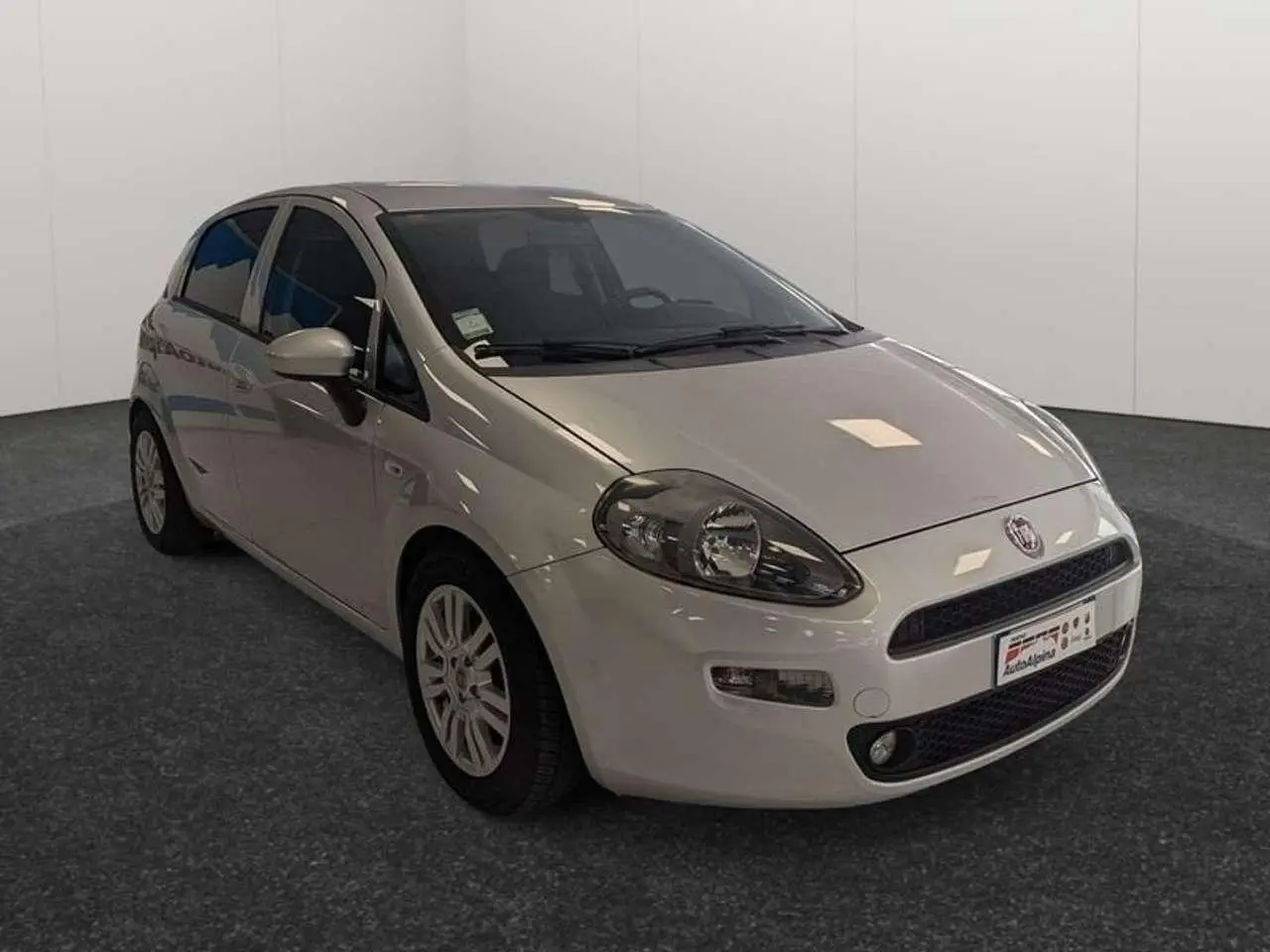 Photo 1 : Fiat Punto 2019 Diesel