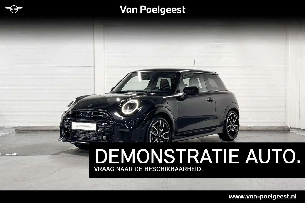 Photo 1 : Mini Cooper 2024 Essence