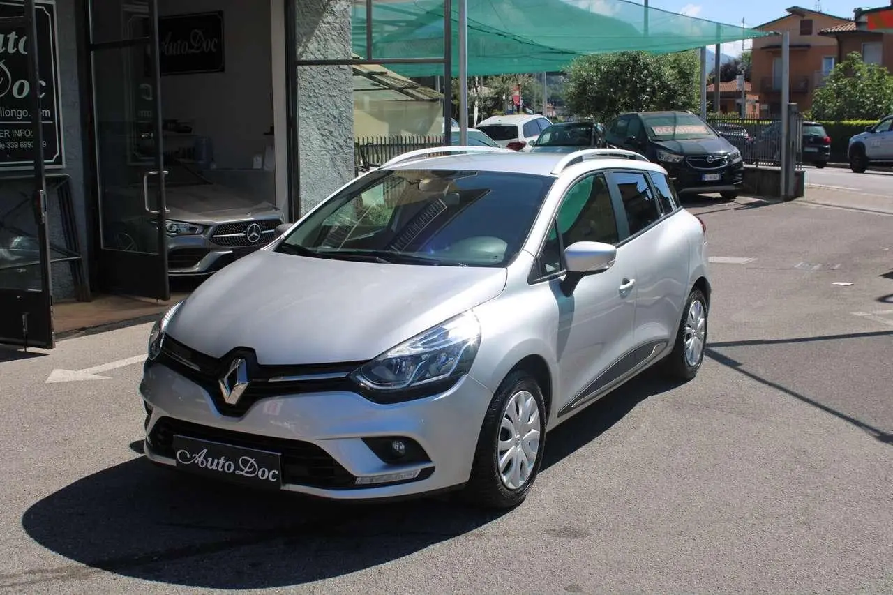 Photo 1 : Renault Clio 2020 Petrol