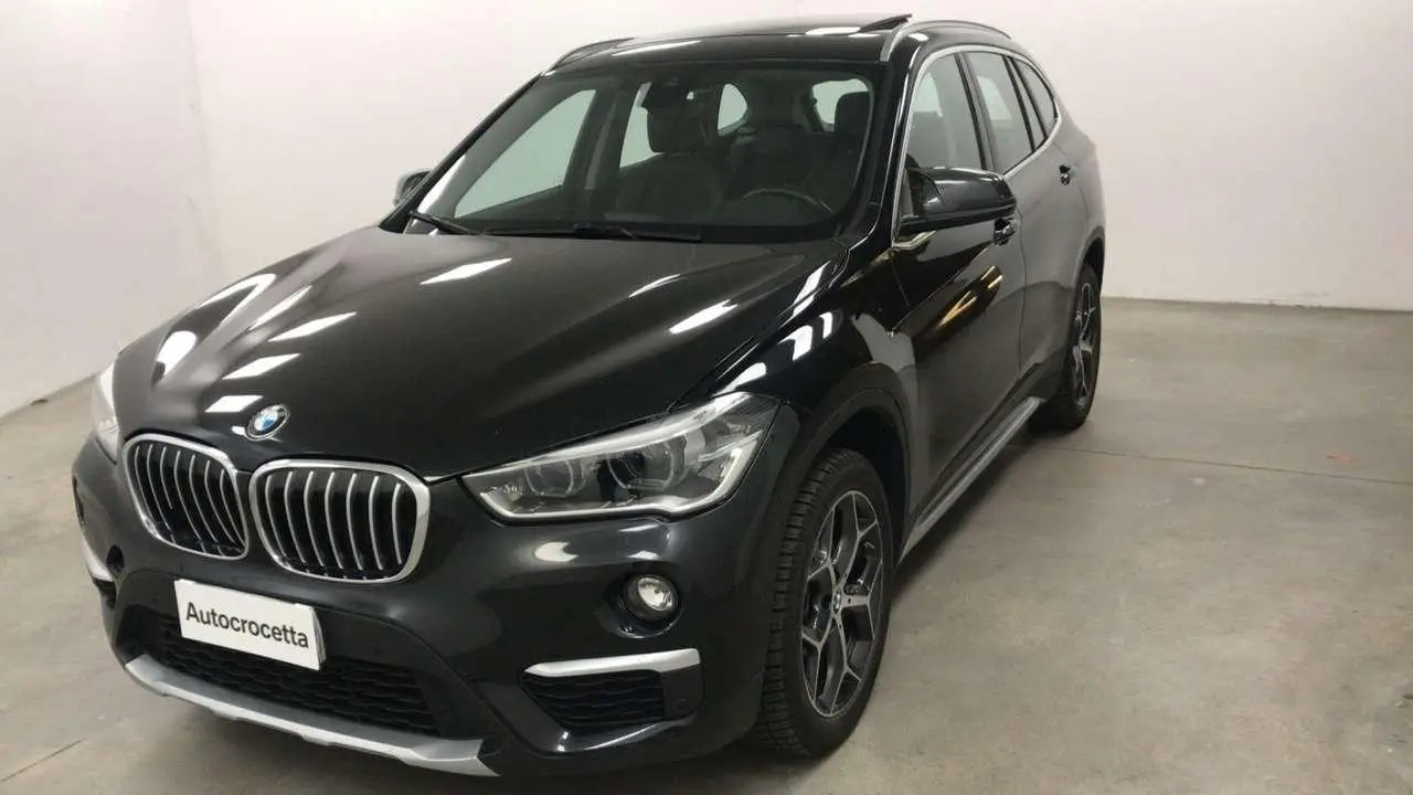 Photo 1 : Bmw X1 2018 Diesel