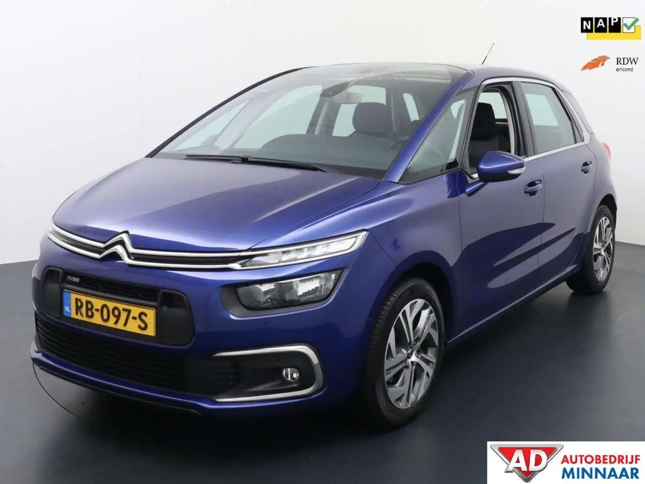 Photo 1 : Citroen C4 2017 Petrol