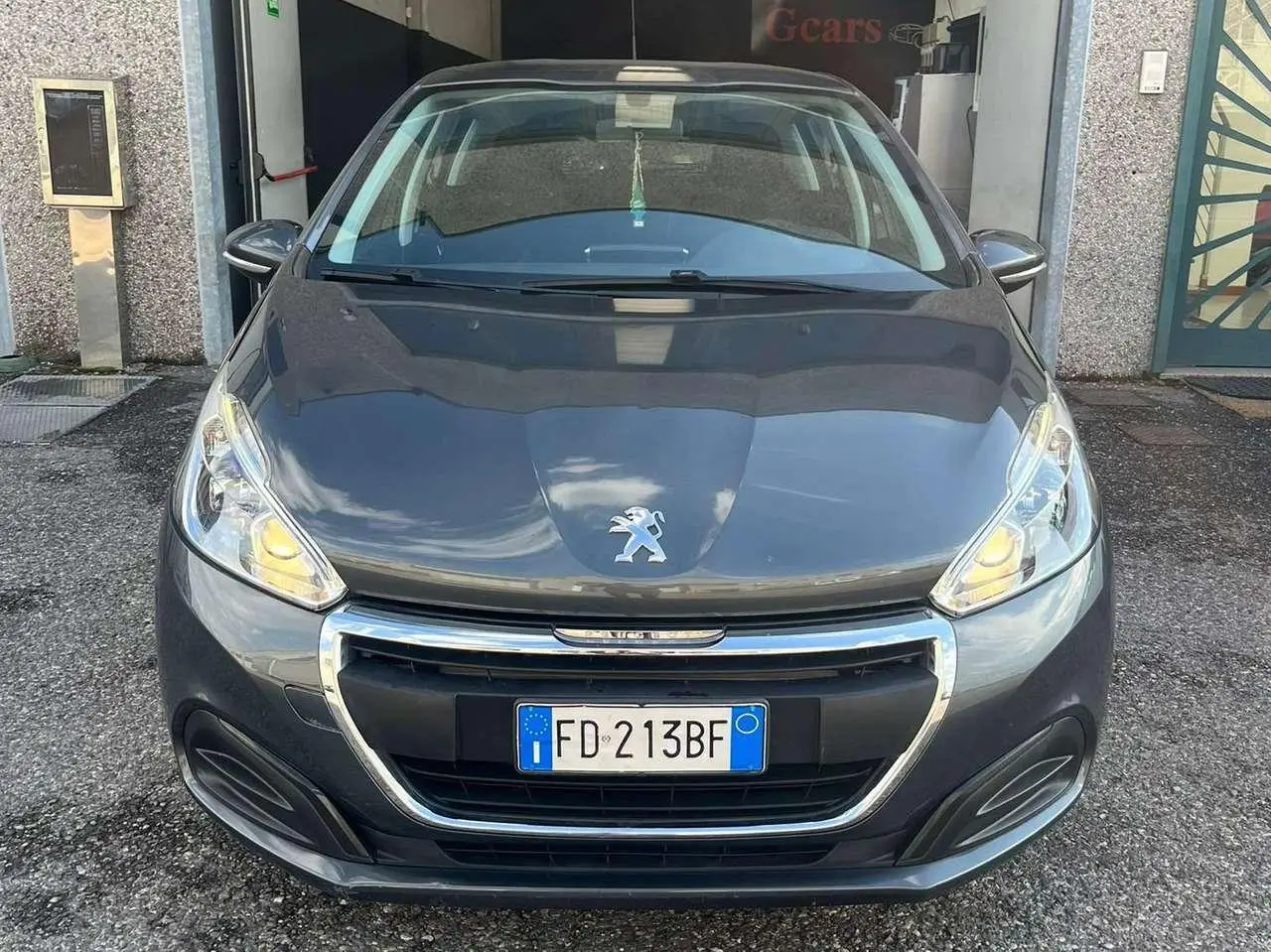 Photo 1 : Peugeot 208 2016 Diesel