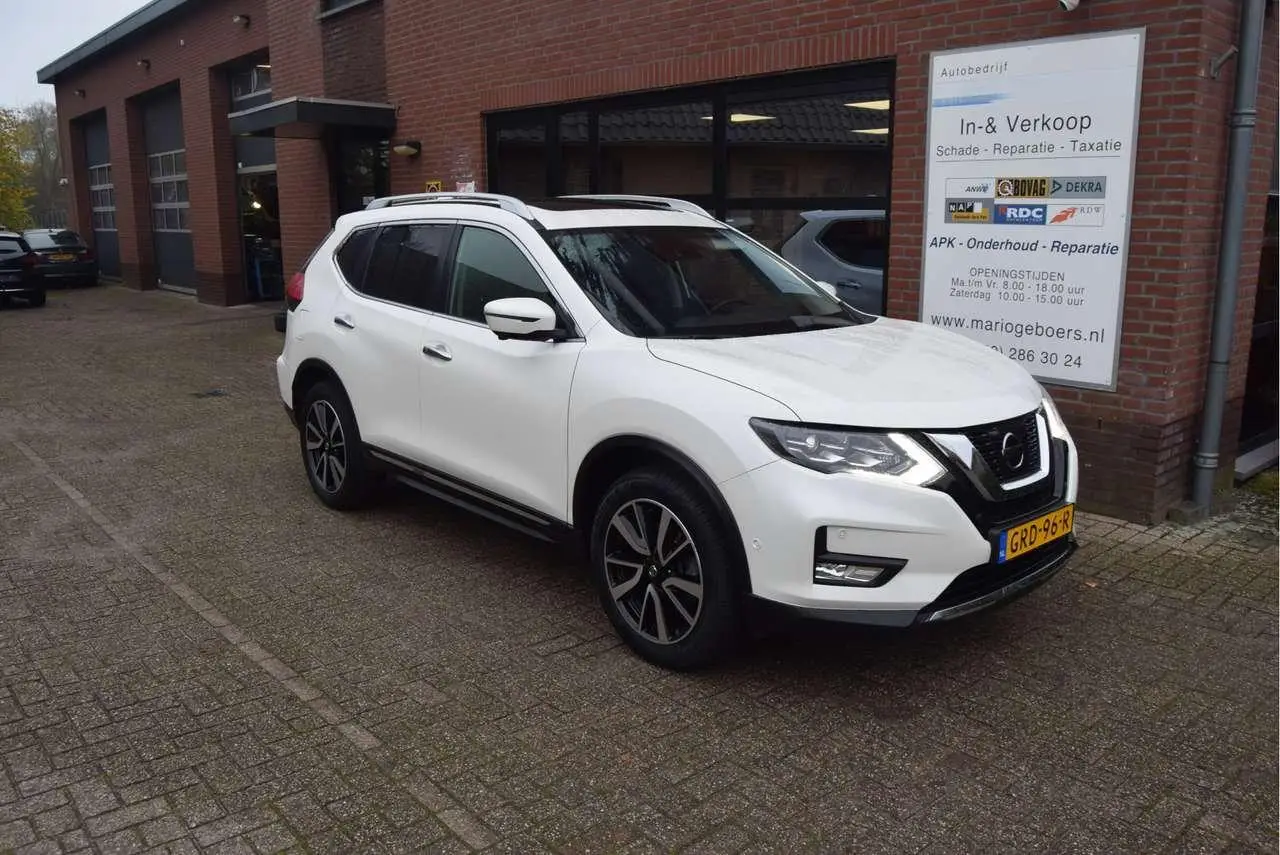 Photo 1 : Nissan X-trail 2018 Essence