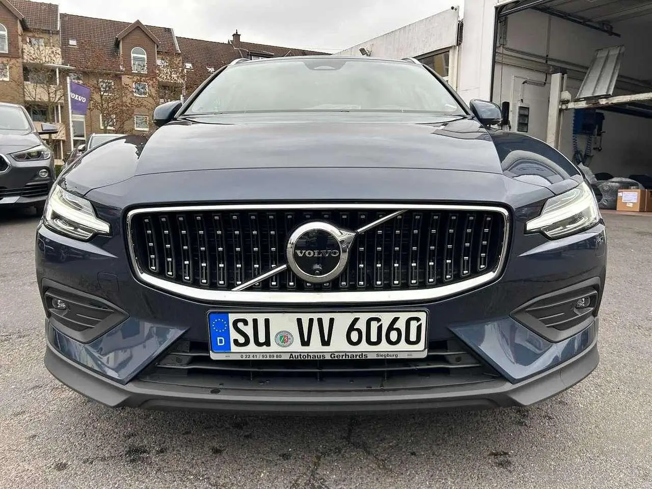 Photo 1 : Volvo V60 2024 Diesel