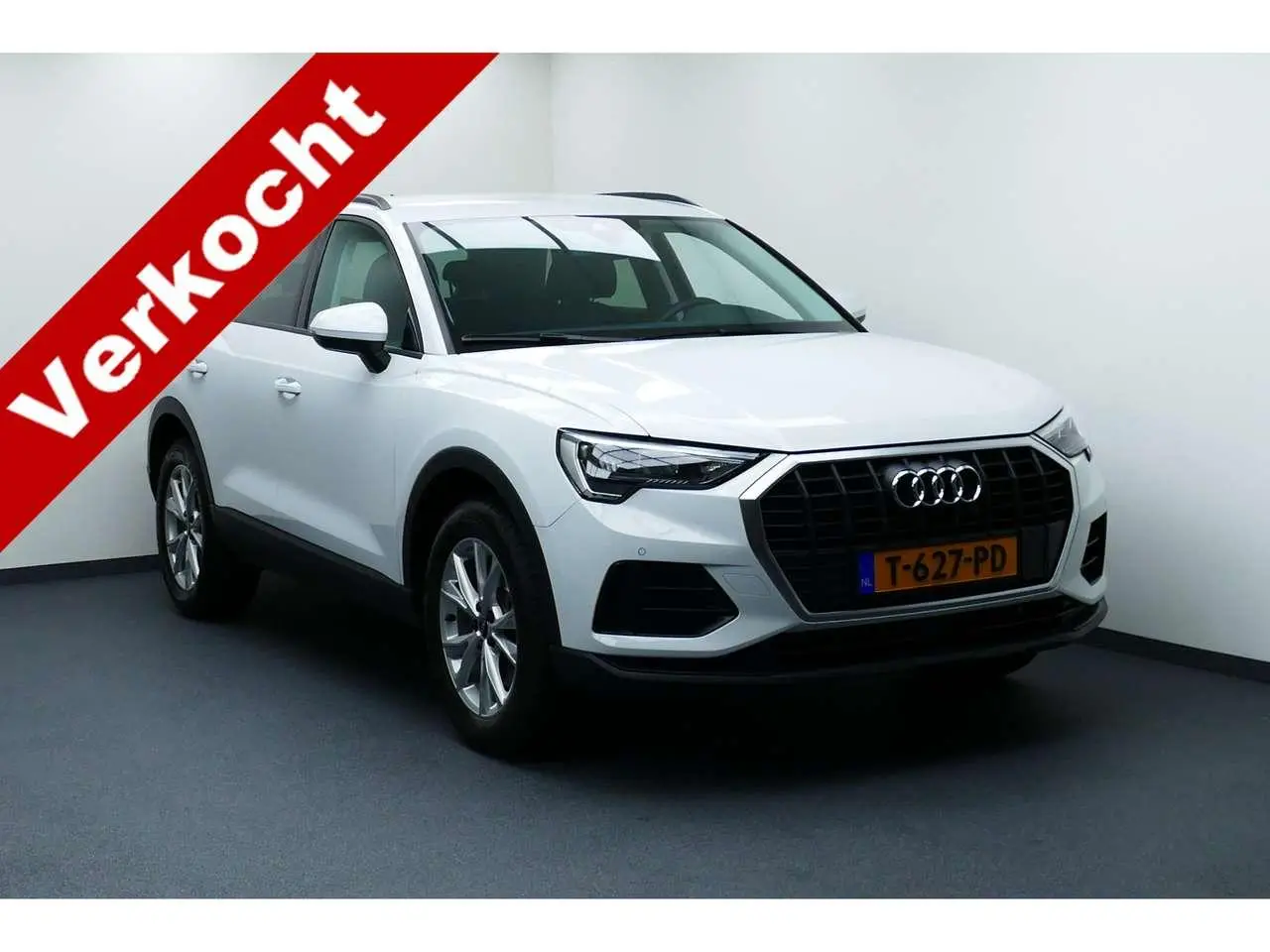 Photo 1 : Audi Q3 2022 Hybrid