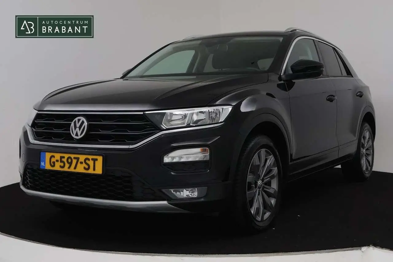 Photo 1 : Volkswagen T-roc 2019 Petrol