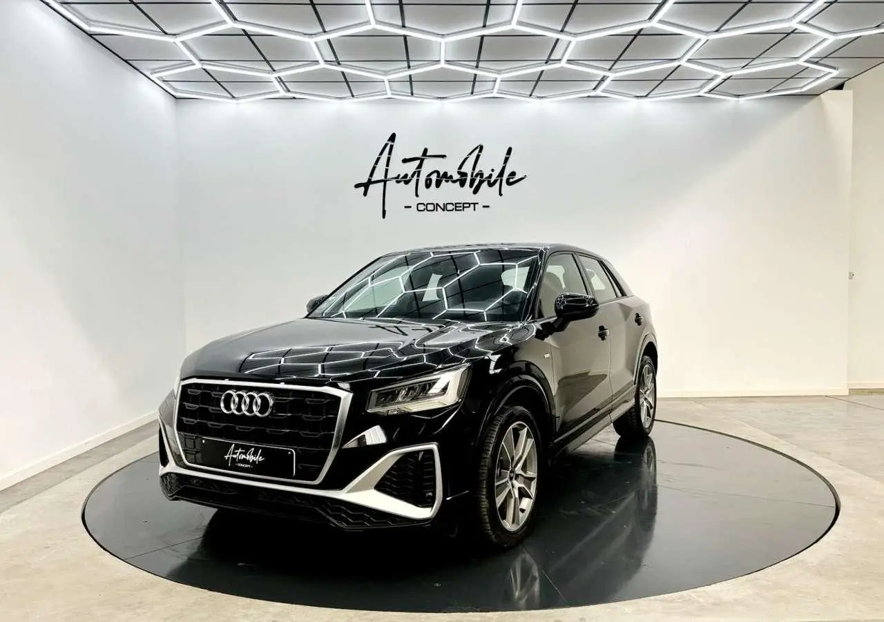 Photo 1 : Audi Q2 2021 Essence