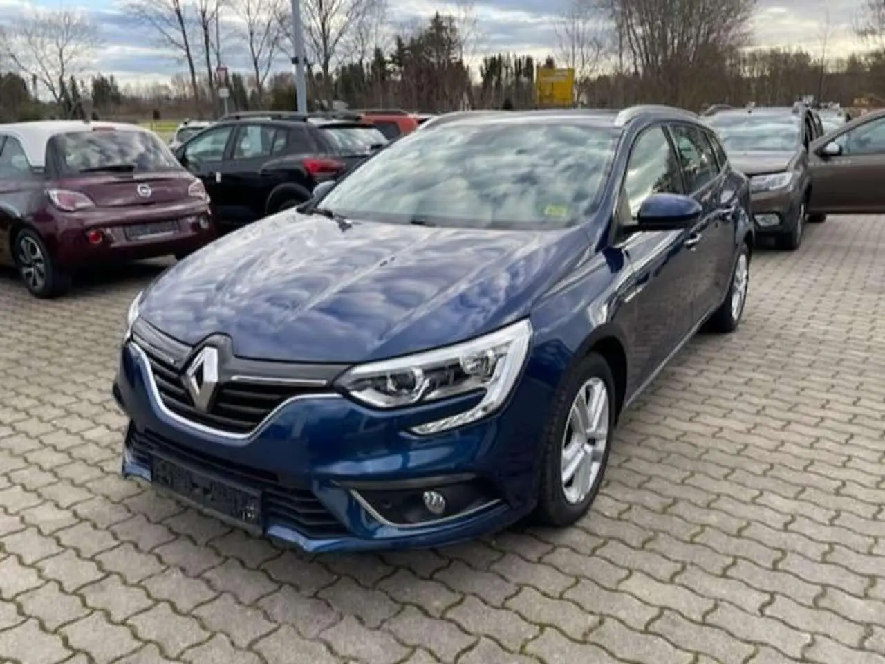 Photo 1 : Renault Megane 2019 Petrol