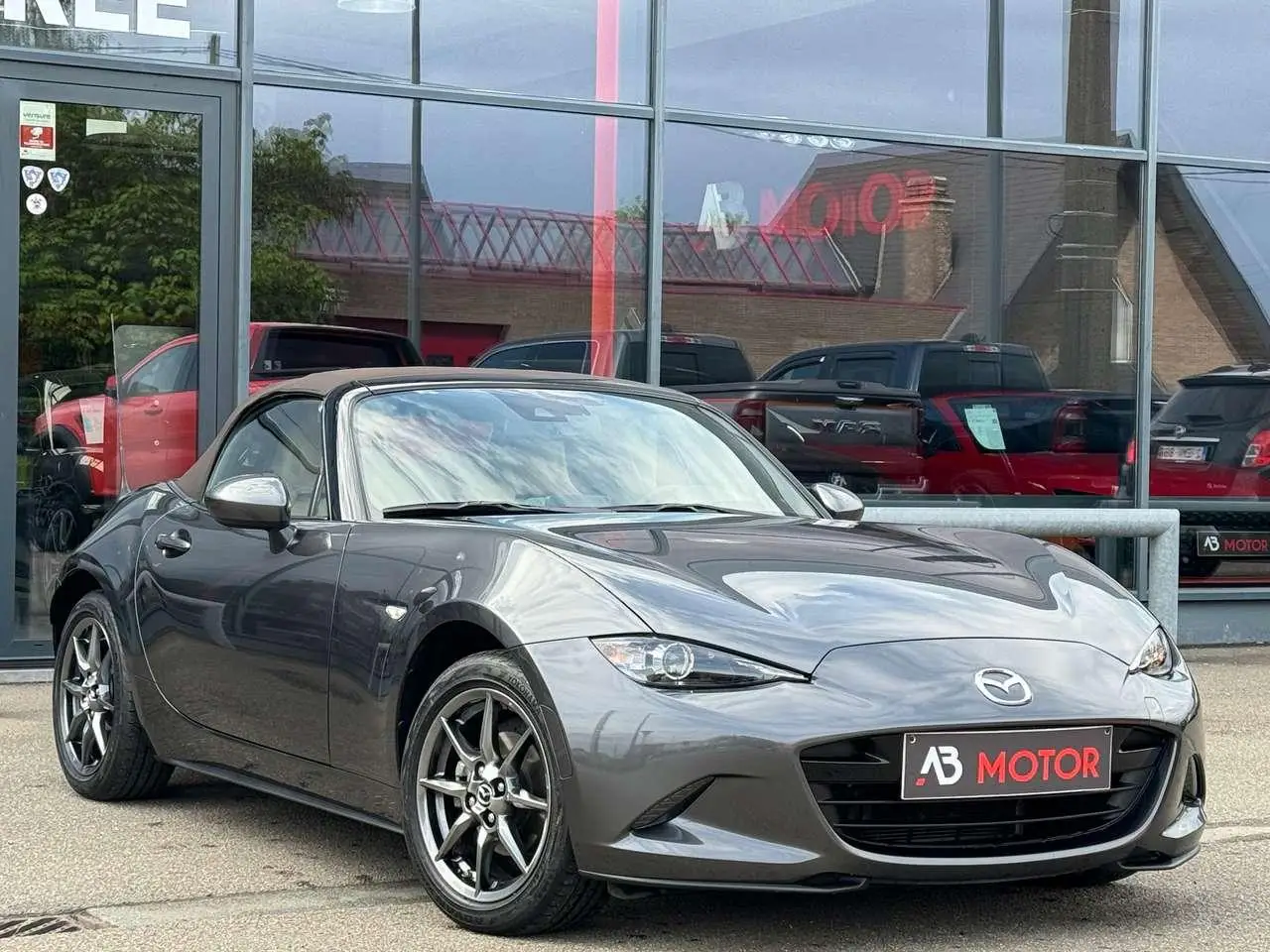 Photo 1 : Mazda Mx-5 2019 Essence