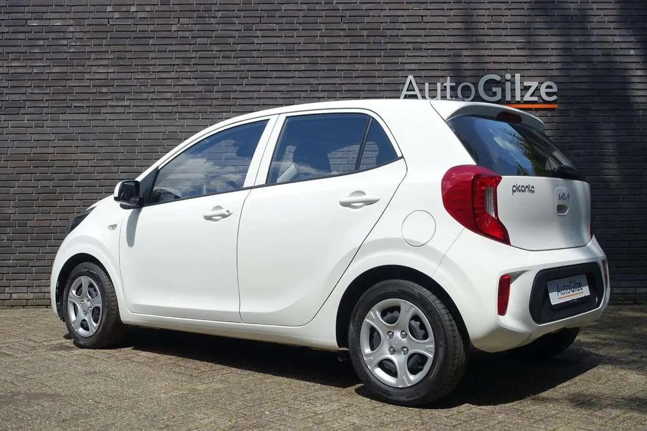 Photo 1 : Kia Picanto 2024 Petrol