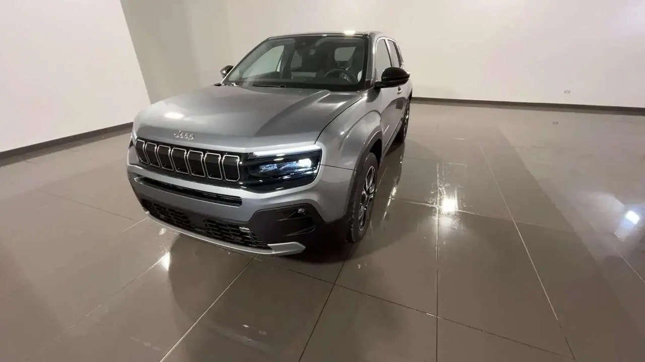 Photo 1 : Jeep Avenger 2024 Essence