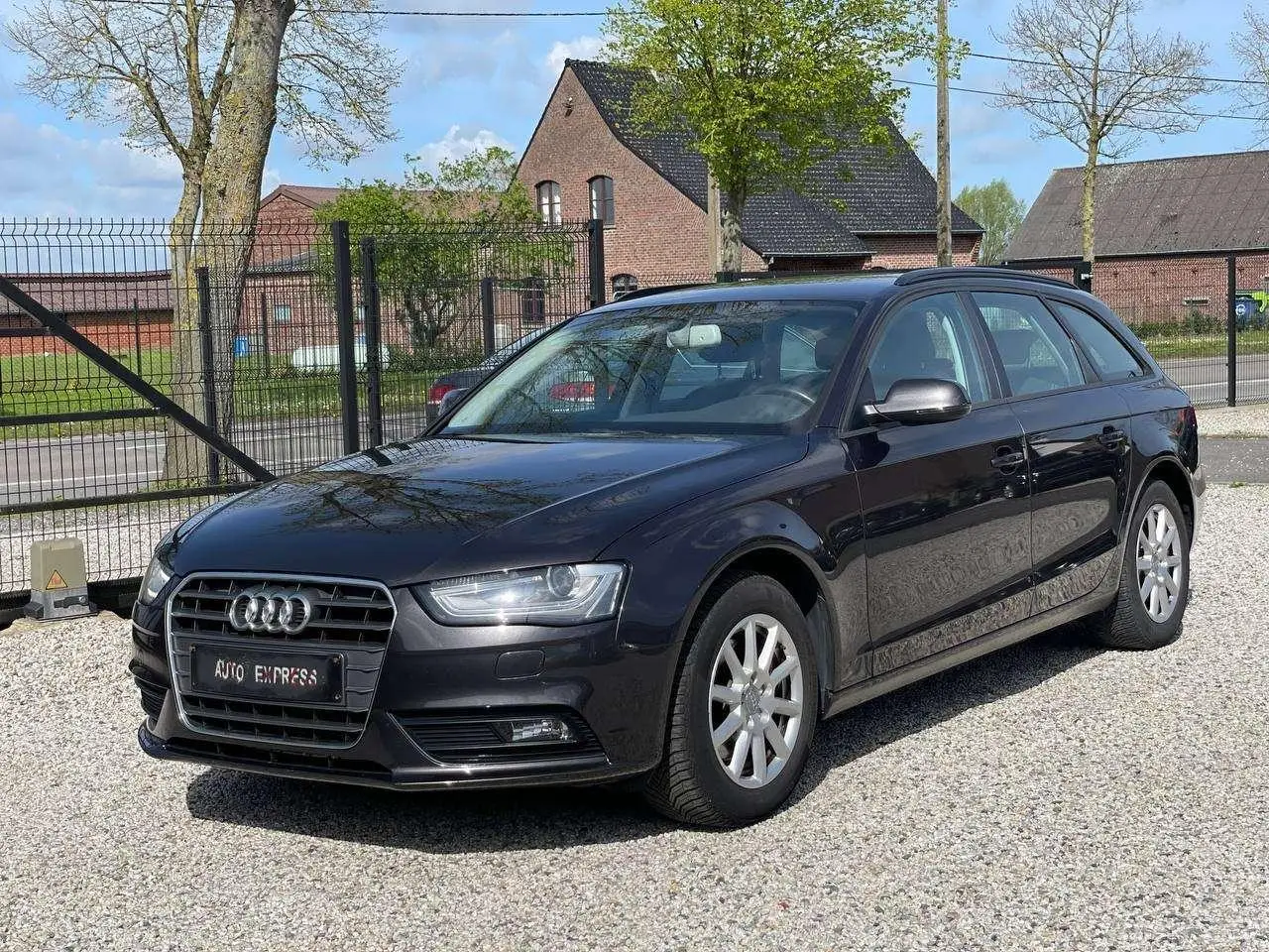 Photo 1 : Audi A4 2015 Petrol