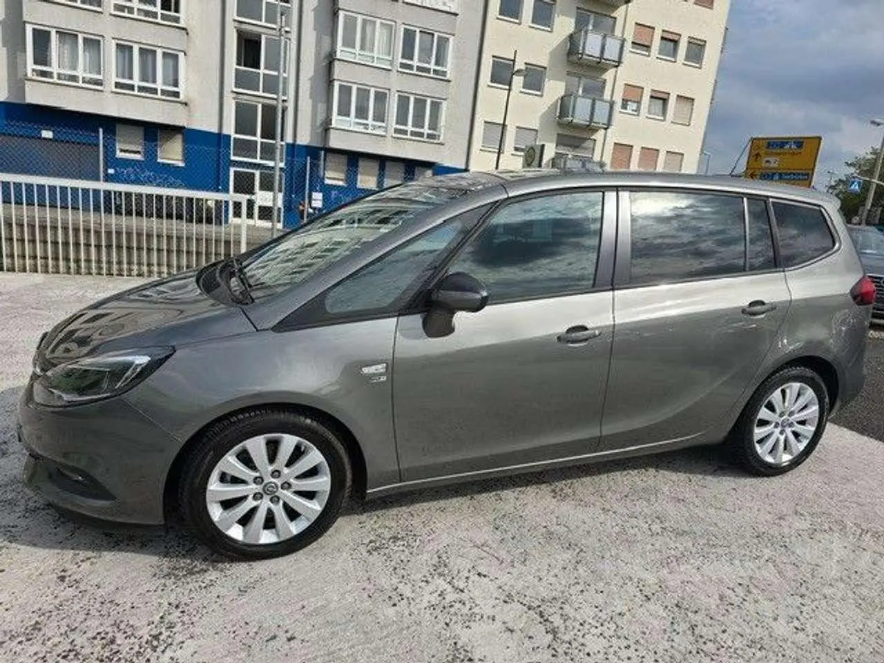 Photo 1 : Opel Zafira 2019 Diesel