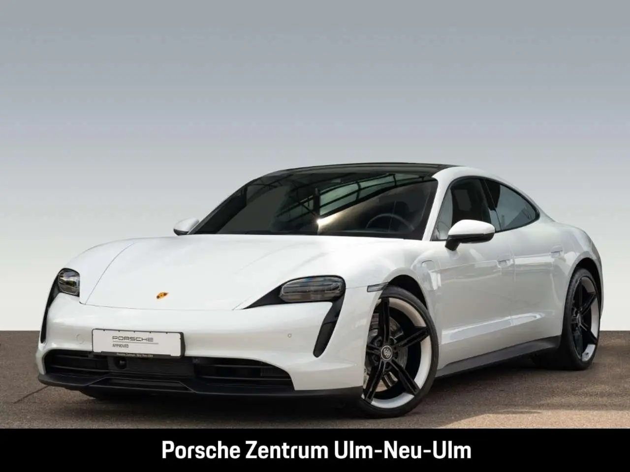 Photo 1 : Porsche Taycan 2023 Electric