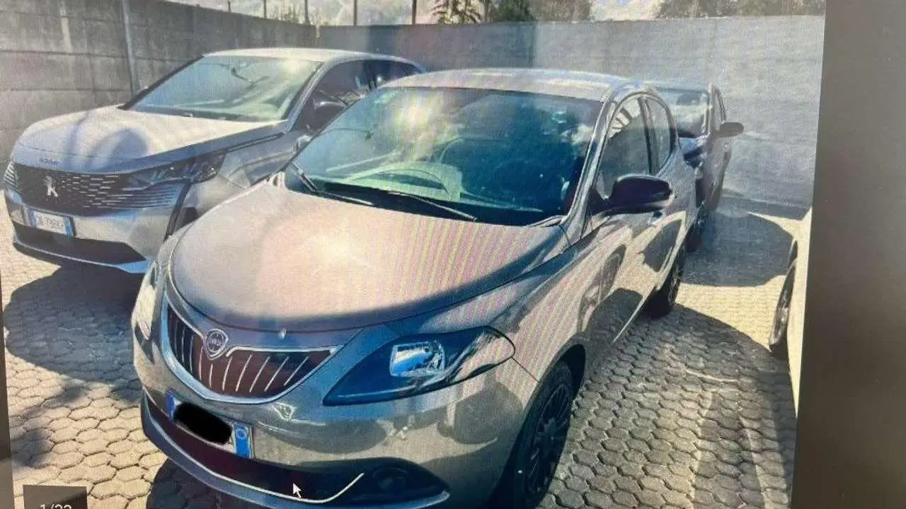 Photo 1 : Lancia Ypsilon 2022 Hybrid