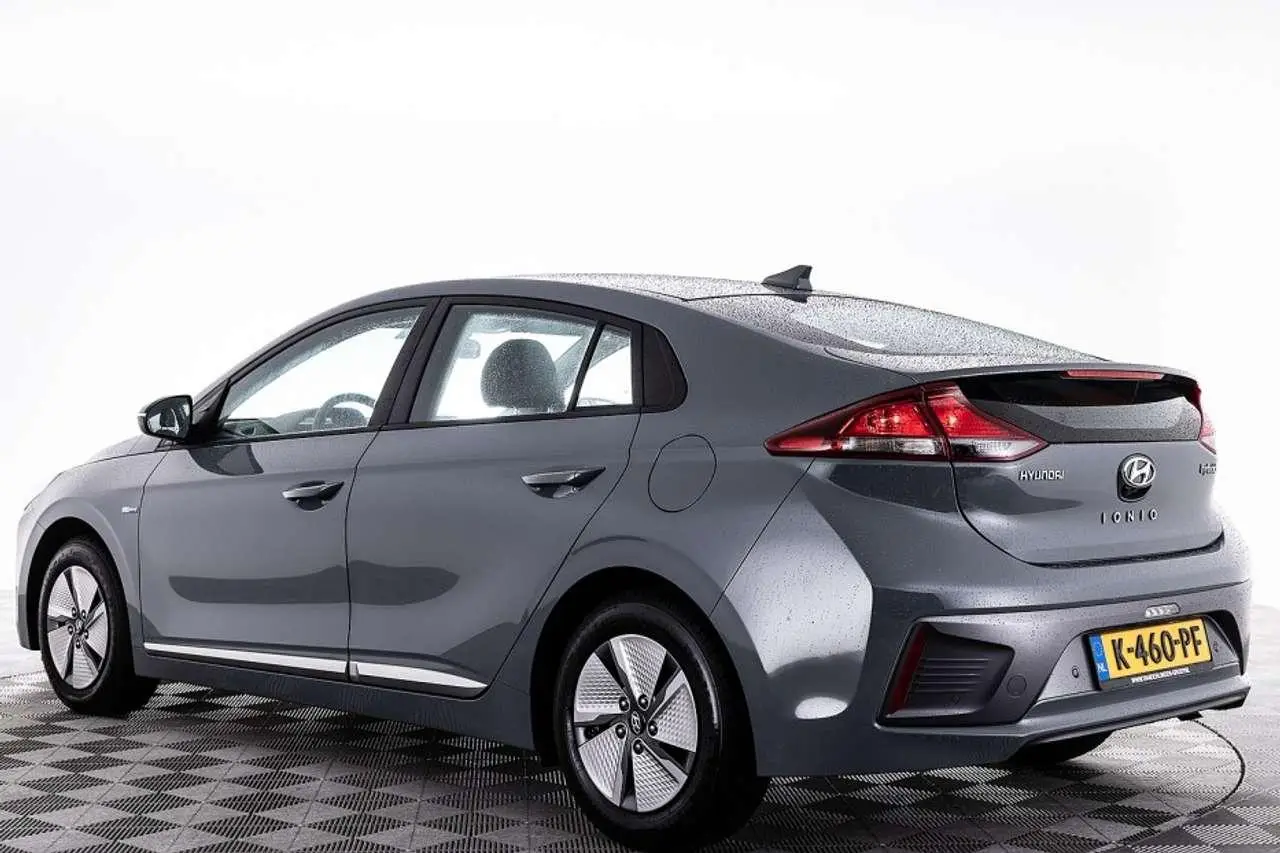 Photo 1 : Hyundai Ioniq 2021 Hybrid