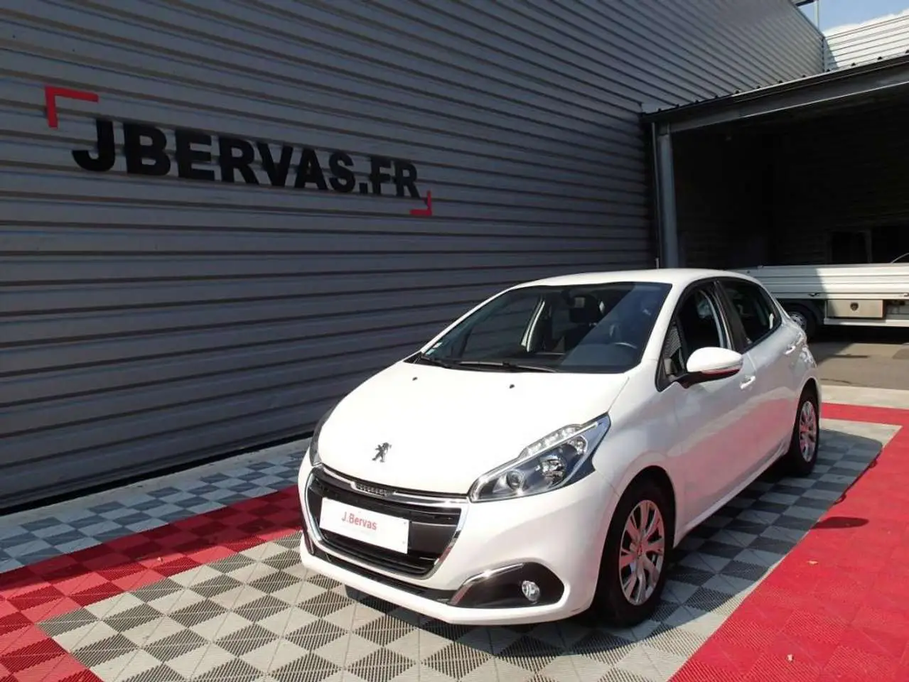 Photo 1 : Peugeot 208 2019 Essence