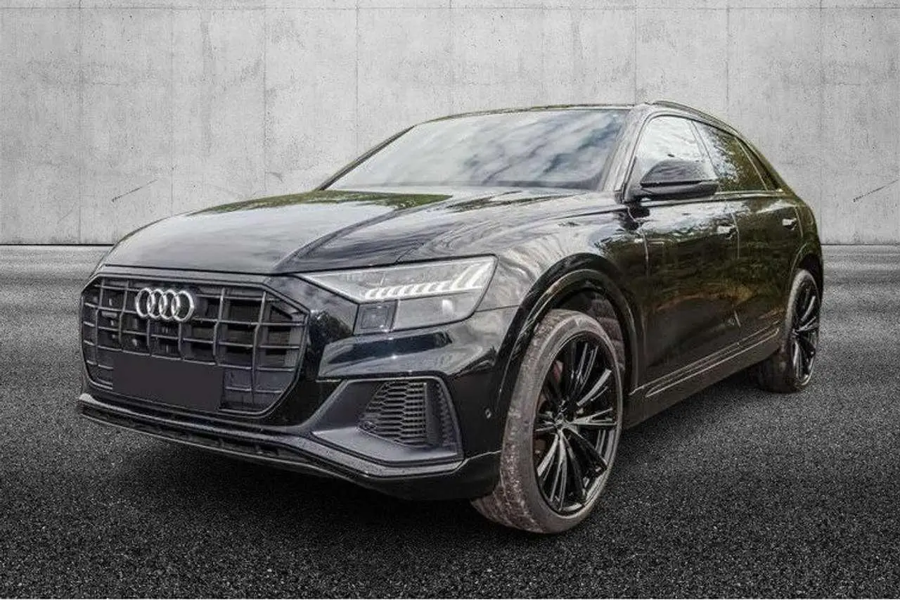 Photo 1 : Audi Q8 2021 Hybrid