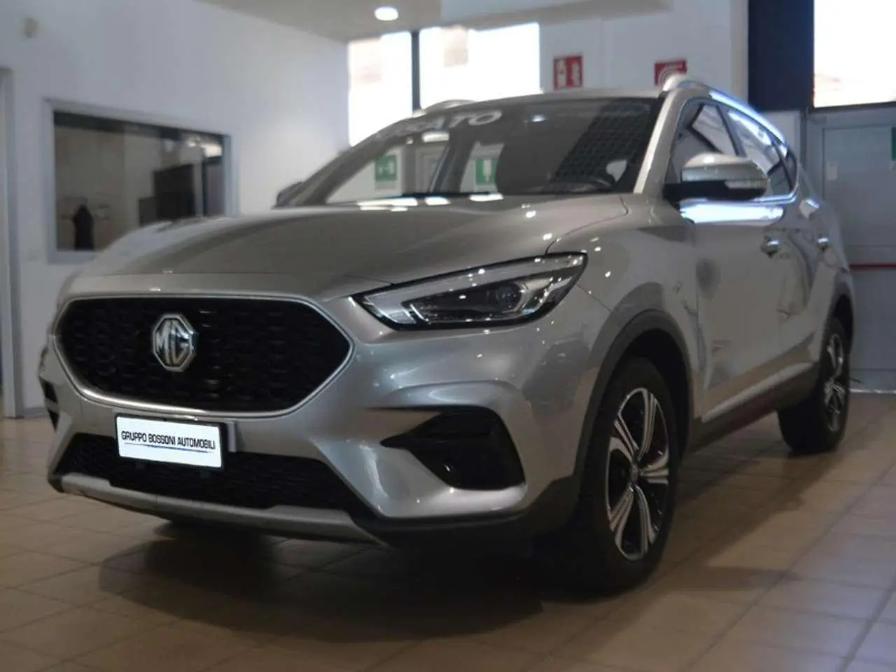 Photo 1 : Mg Zs 2022 Petrol