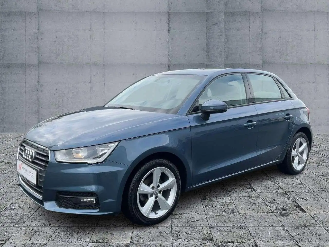 Photo 1 : Audi A1 2018 Petrol