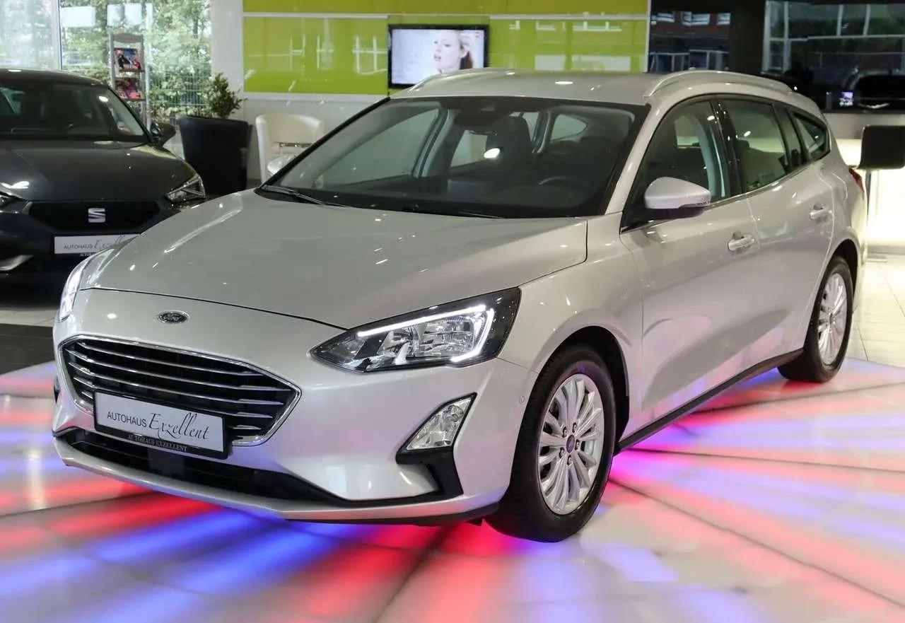 Photo 1 : Ford Focus 2021 Essence